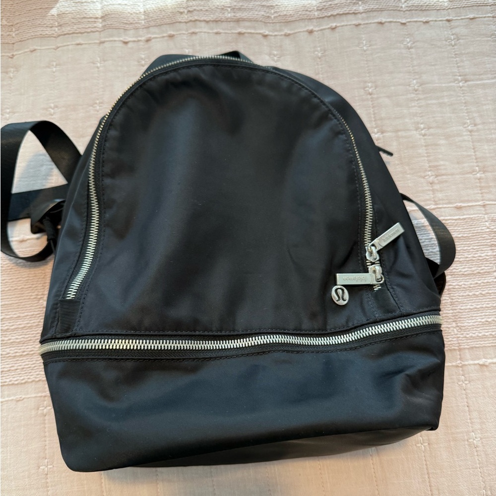 Lululemon mini adventurer backpack